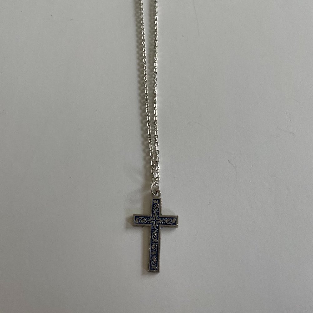 Cross Embellished Engraved on chain necklace 20"